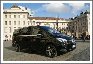 mercedes_Vclass_001_R